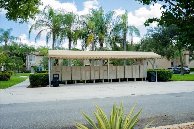 Building Photo - 16219 Emerald Cove Rd
