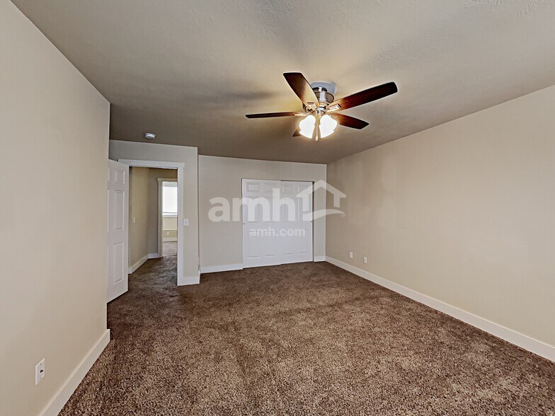 Building Photo - 282 W Bricker Rd