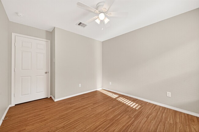 Building Photo - 16715 Red Falls Cir