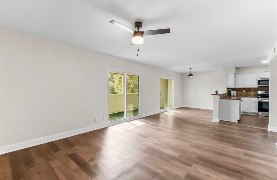 Building Photo - 14515 Wunderlich Dr