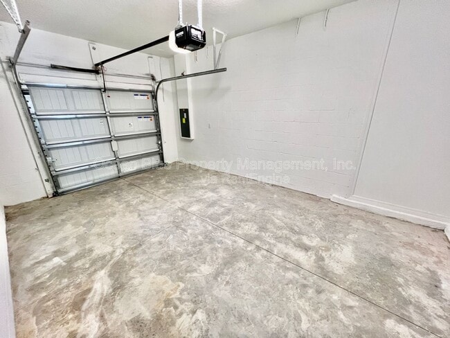 Building Photo - 30728 Veridian Wy