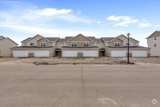 Building Photo - Big Lake row style / front to back townhom...