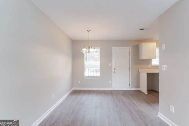 Building Photo - 4258 Ward Bluff Dr