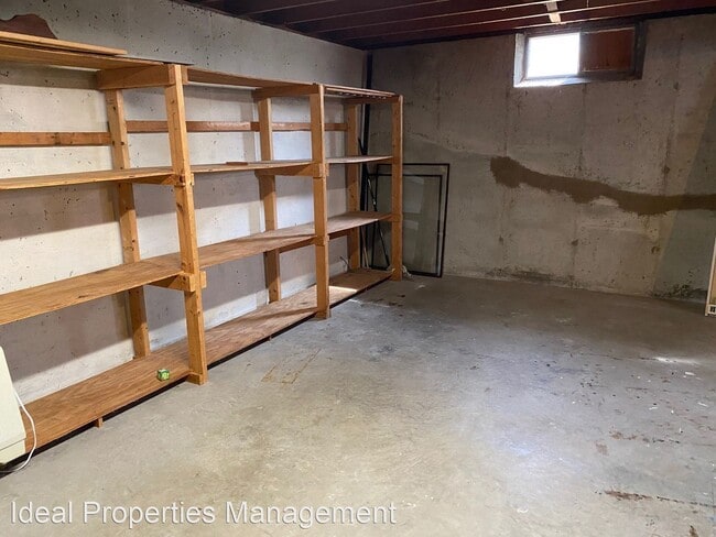 Building Photo - 3 br, 2.5 bath House - 45 Friars