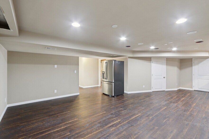 Building Photo - 7119 Calla Pass