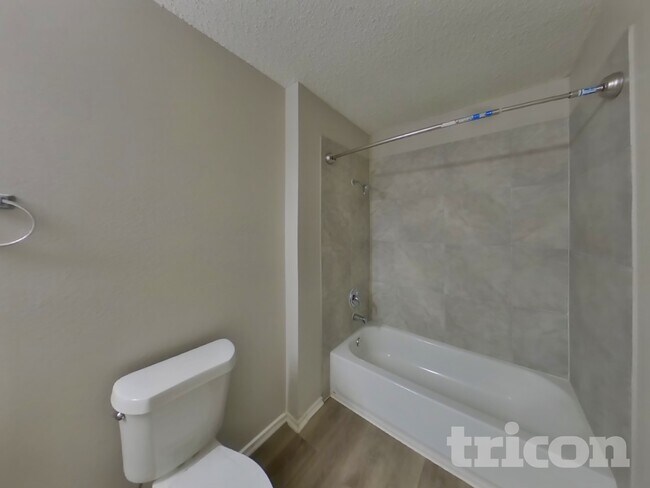 Building Photo - 8230 Longhorn Ridge Dr