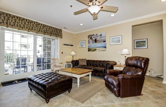 Building Photo - 22 Cooper Ave