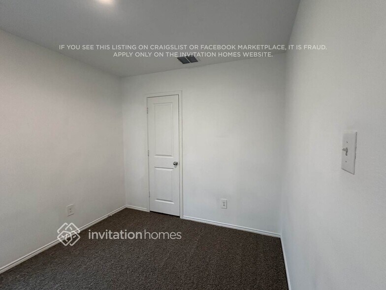 Building Photo - 3054 Wallace Wls Ct