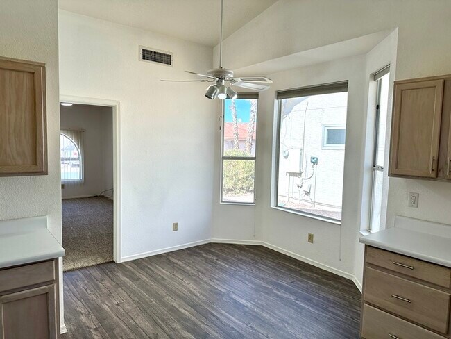 Building Photo - Wonderful Gated SunBird Golf Resort home f...