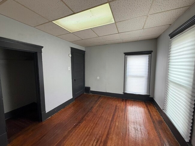 Building Photo - 1132 Gilbert-