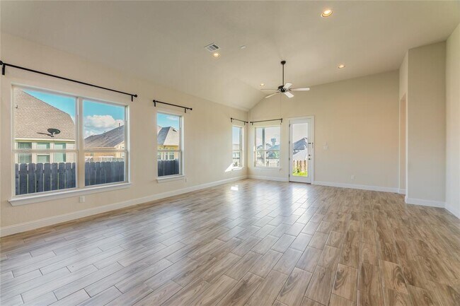 Building Photo - 6740 Brindisi Pl