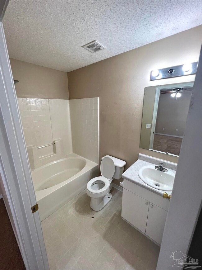 Building Photo - 7610 Chablis Cir
