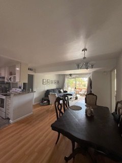 Building Photo - 2507 E 15th St