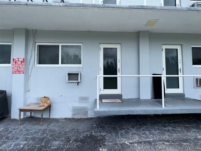 Building Photo - 600 Layne Blvd