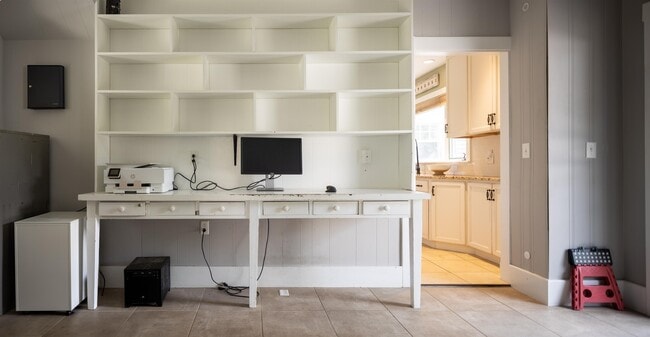 Building Photo - 37 Main Rd N