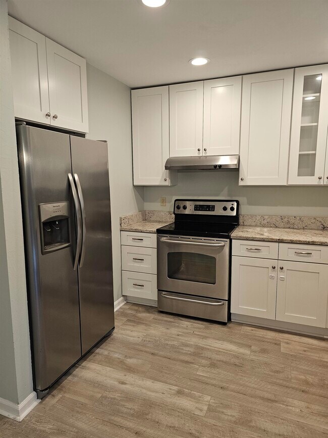 Building Photo - 8224 Hunters Ridge Trail