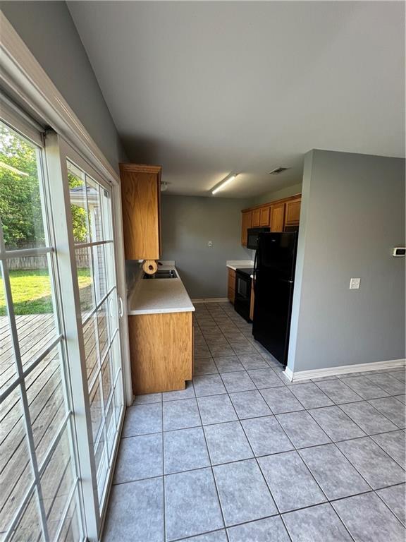 Building Photo - 20835 Justin Dr