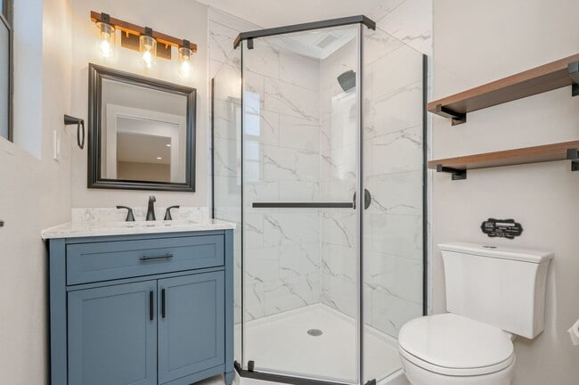 Building Photo - Peaceful Retreat! Just minutes from Niceville!