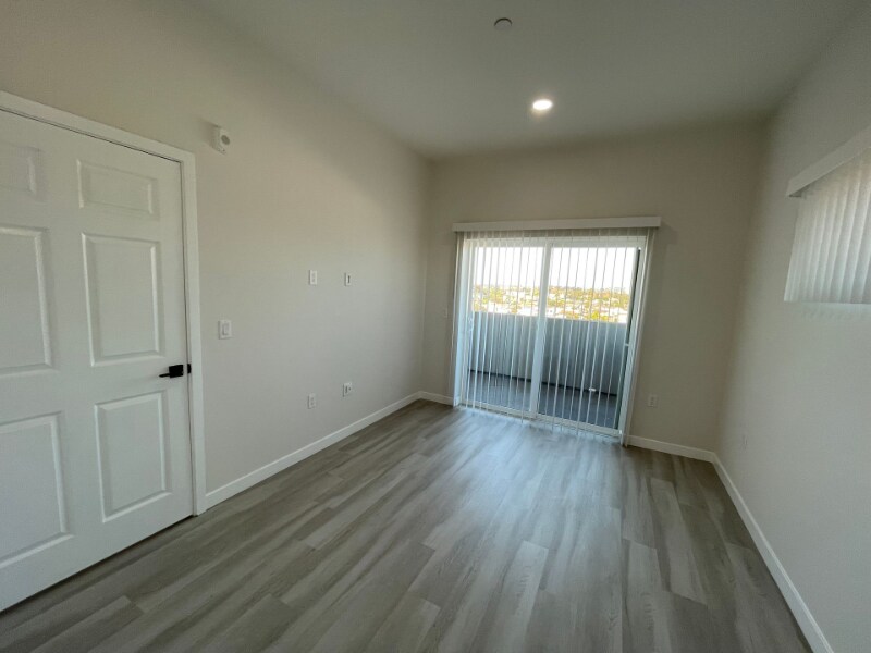 Building Photo - 2341 Ulric St