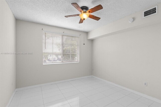Building Photo - 2351 W Preserve Way