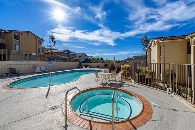 Building Photo - Quiet, Unit in Santee with View!