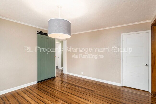 Building Photo - 413 Walhalla Rd
