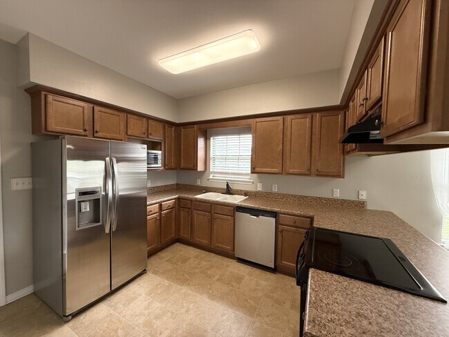 Building Photo - 13627 Catahoula Dr S