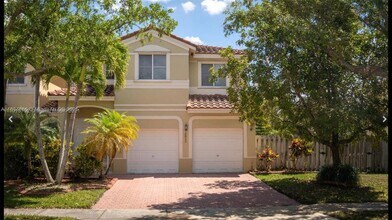 Building Photo - 3855 SW 171st Terrace