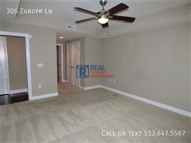 Building Photo - 306 Zander Ln