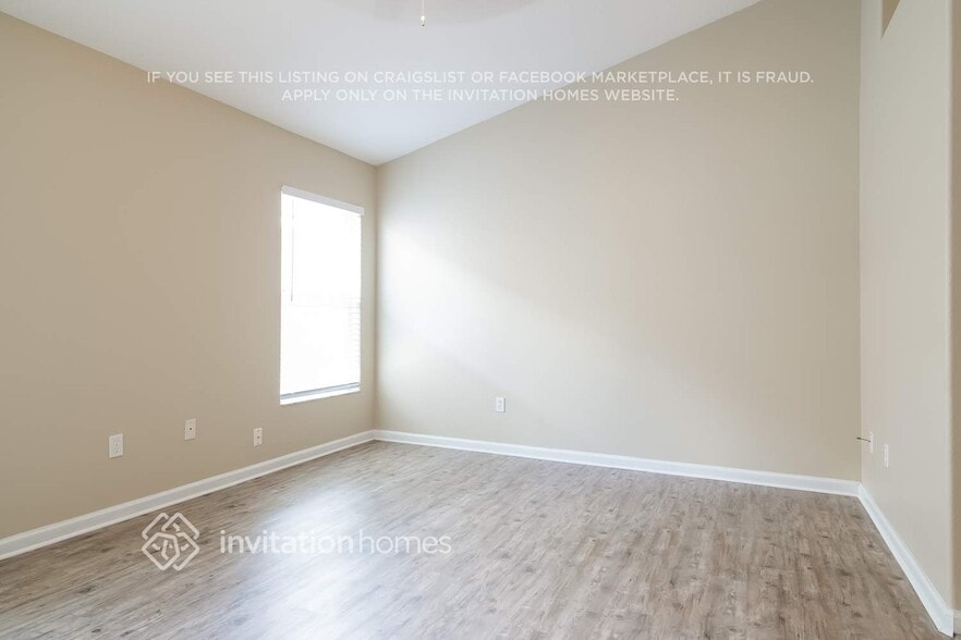 Building Photo - 2825 Falcon Crest Pl