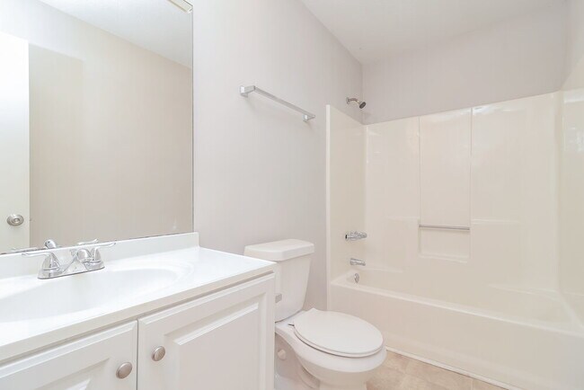 Building Photo - 3797 Kathryn Dr SW