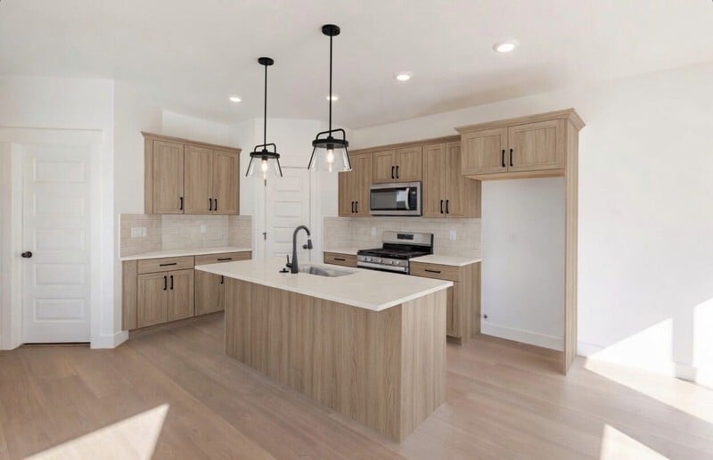 Building Photo - 4391 Templar Dr