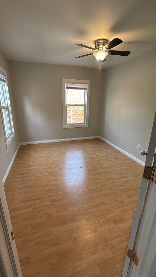 Building Photo - 12010 Paul Ave