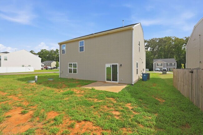 Building Photo - 2509 Summersby Dr