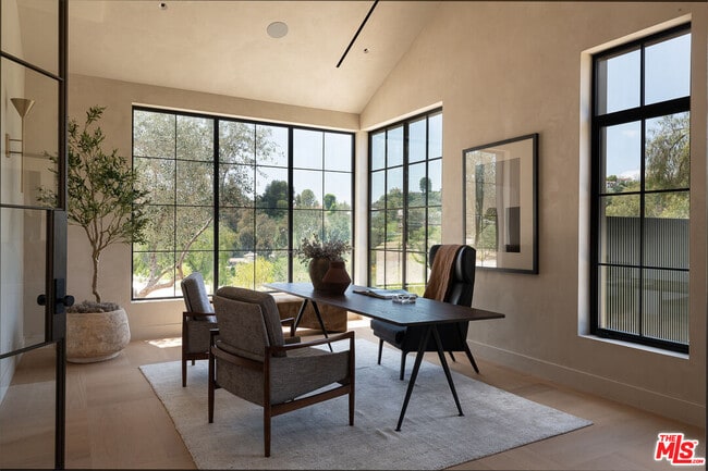 Building Photo - 24172 Lupin Hill Rd