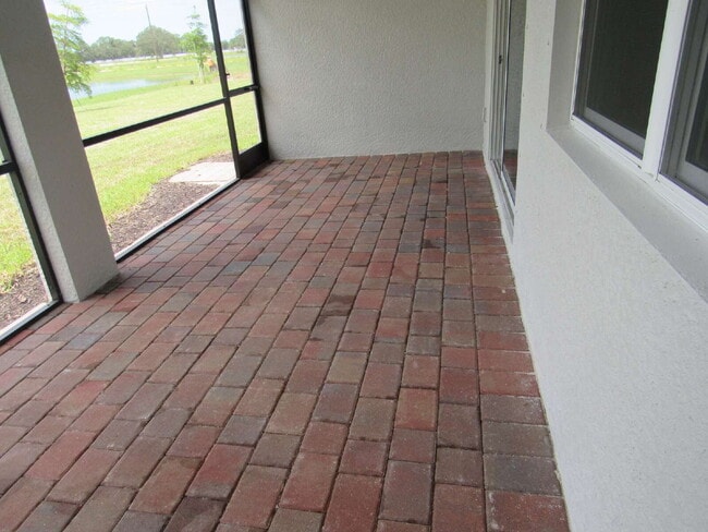 Building Photo - NEWER HOME located in desirable Palencia