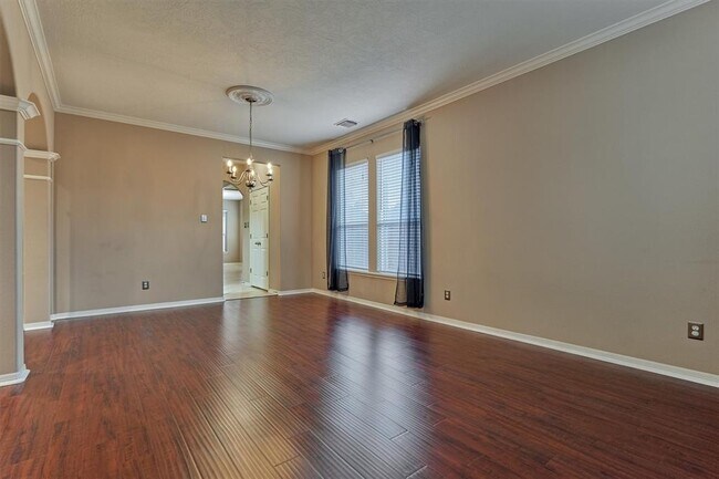 Building Photo - 8406 Oak Villa Ct