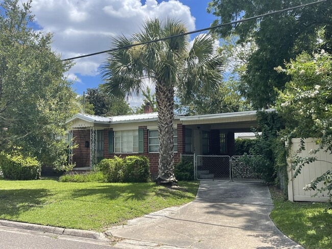 Primary Photo - 1005 Murray Dr