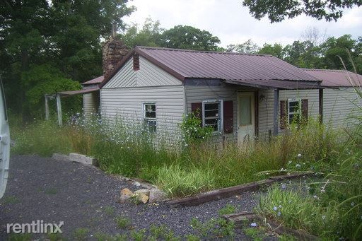 Primary Photo - 2 br, 1 bath House - 1383 Parkway Dr