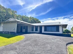 Building Photo - Beautiful Home in Hilo