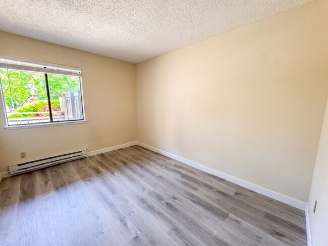 Building Photo - 101 Kinross Dr