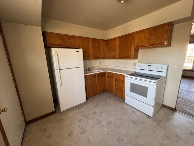 Building Photo - HM 2607/2609 Magnolia Drive