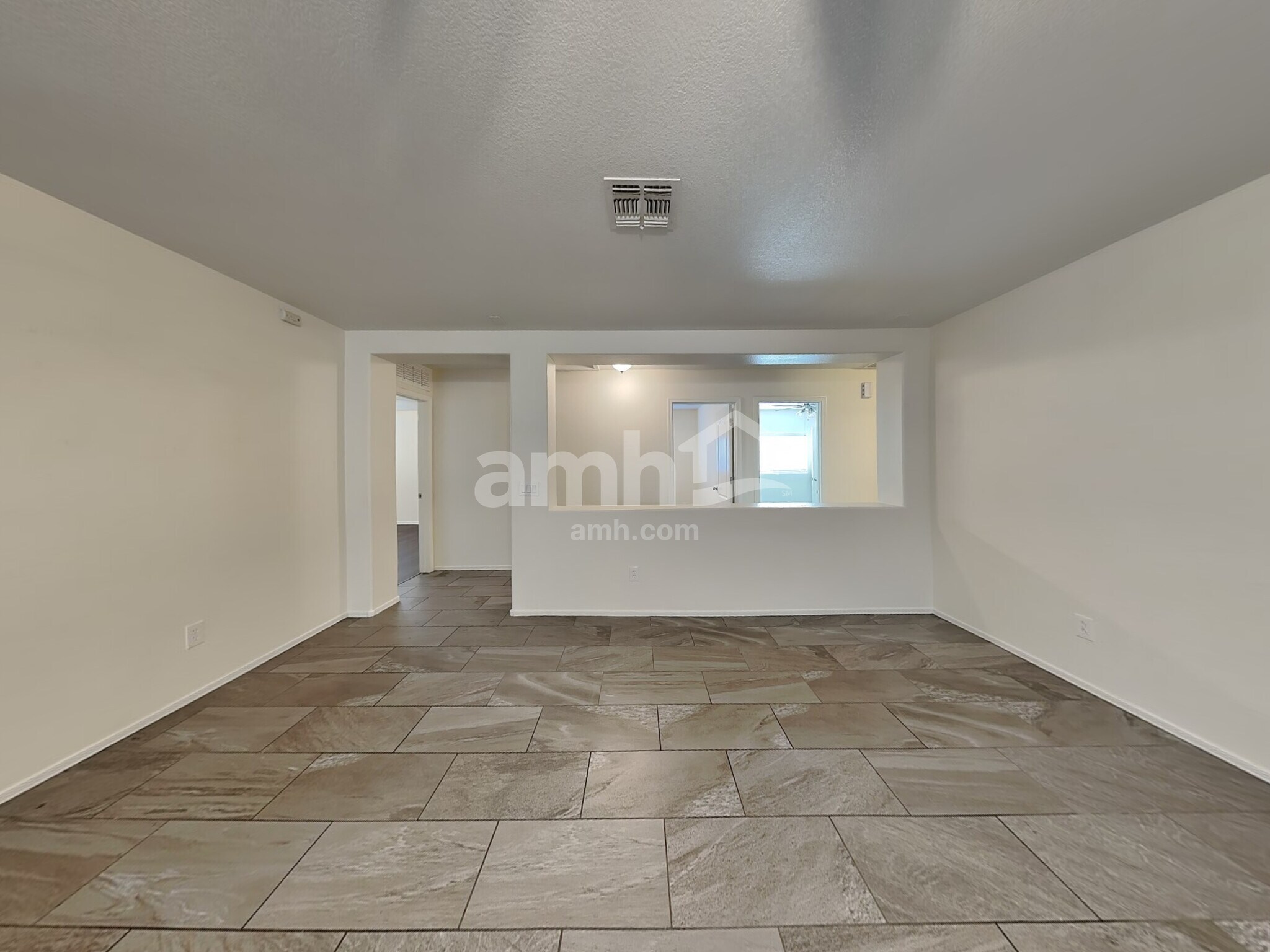 Building Photo - 3035 W Lucia Dr