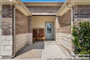 Building Photo - 829 Margay Lp
