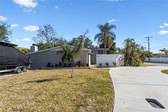 Building Photo - 4528 S Gaines Rd