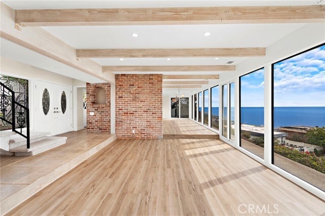 Building Photo - 615 Bolsana Dr