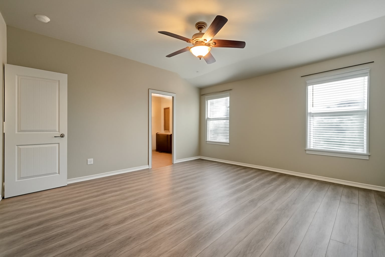 Building Photo - 7410 Rigel Chase
