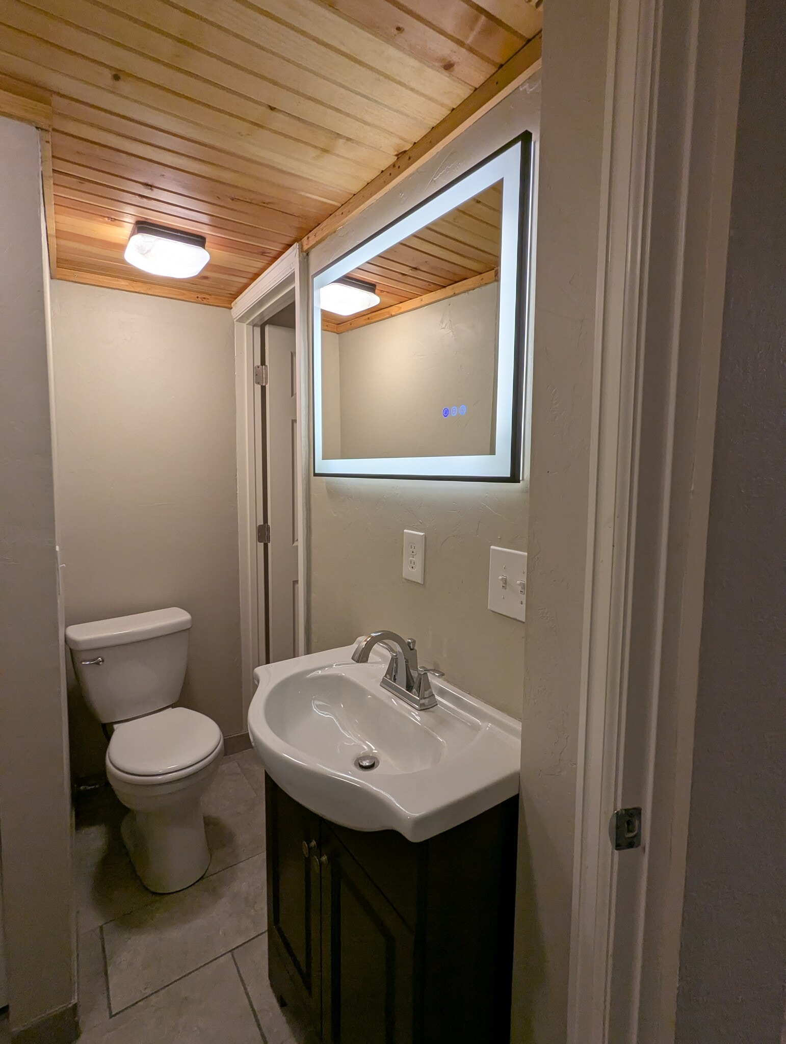 Building Photo - 5293 Carr St