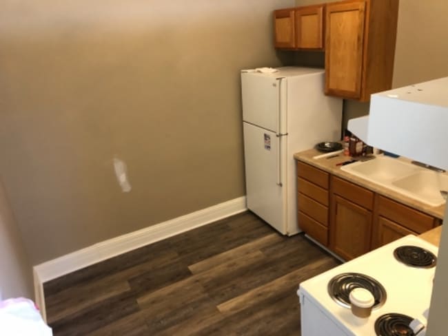 Building Photo - 110 W Monroe St