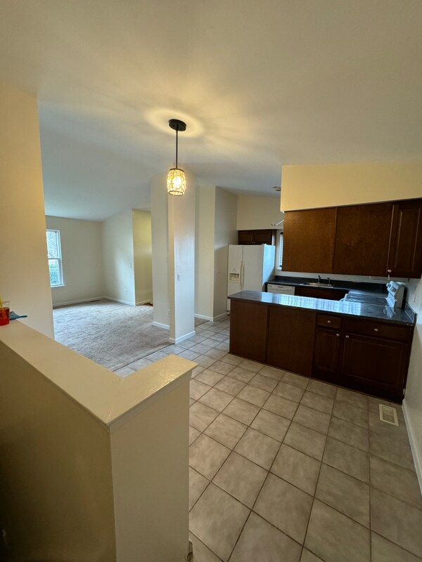 Building Photo - 41481 Cumberland Dr